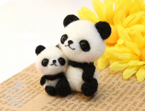 Panda w/ Baby